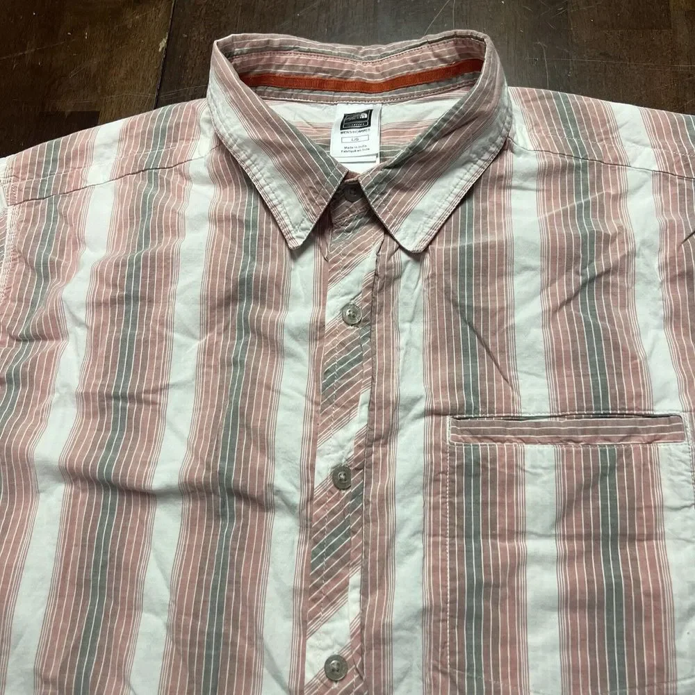 North Face Mens L Button Preppy Stripe Shirt Pink‎ Short Sleeve Hiking Camping